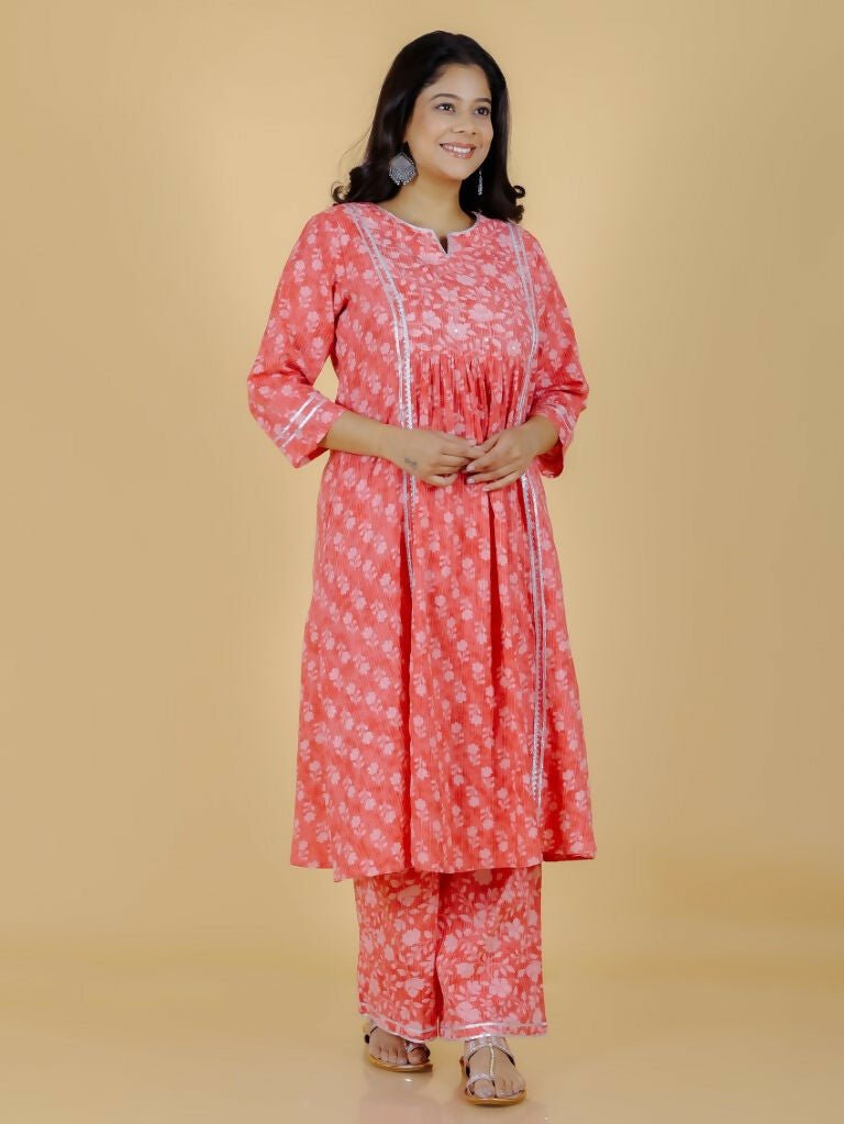 Aramya Pink Kantha Cotton Floral Print Panelled Kurta Set for Women