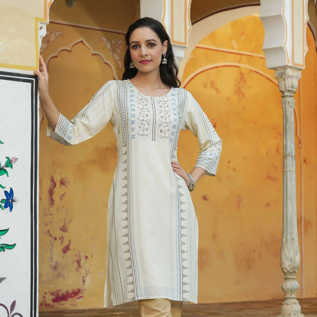 Juniper Women's Off-White Rayon Printed Straight Kurta