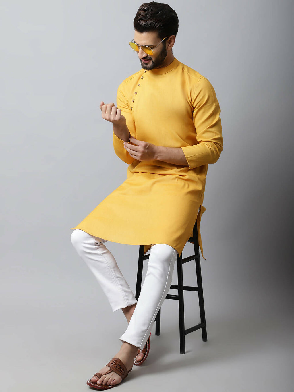 Even Apparels Yellow Color Pure Cotton Men's Kurta With Side Placket (SLD1130)