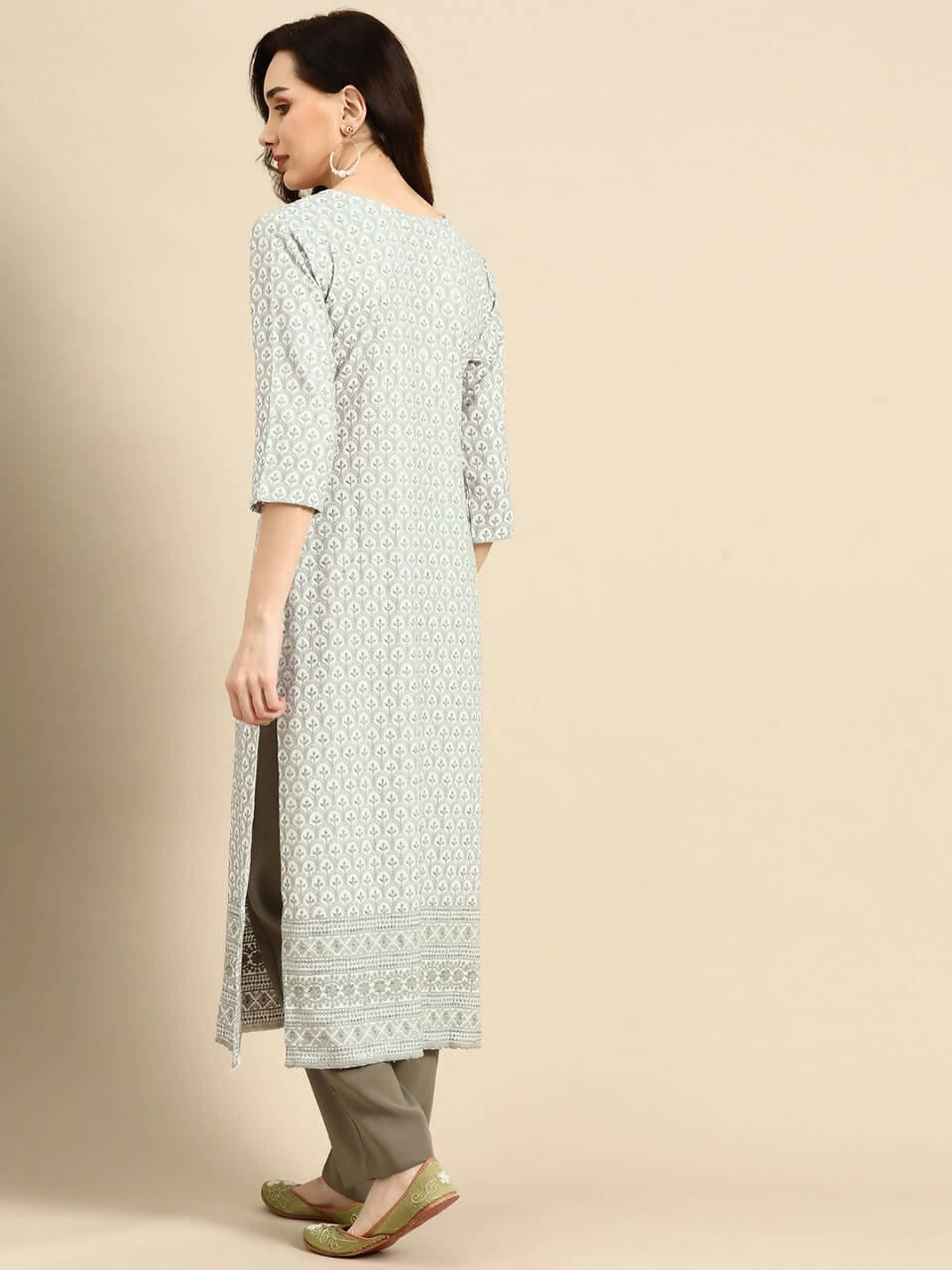 Deeps women's Grey Embroidered Rayon Kurta