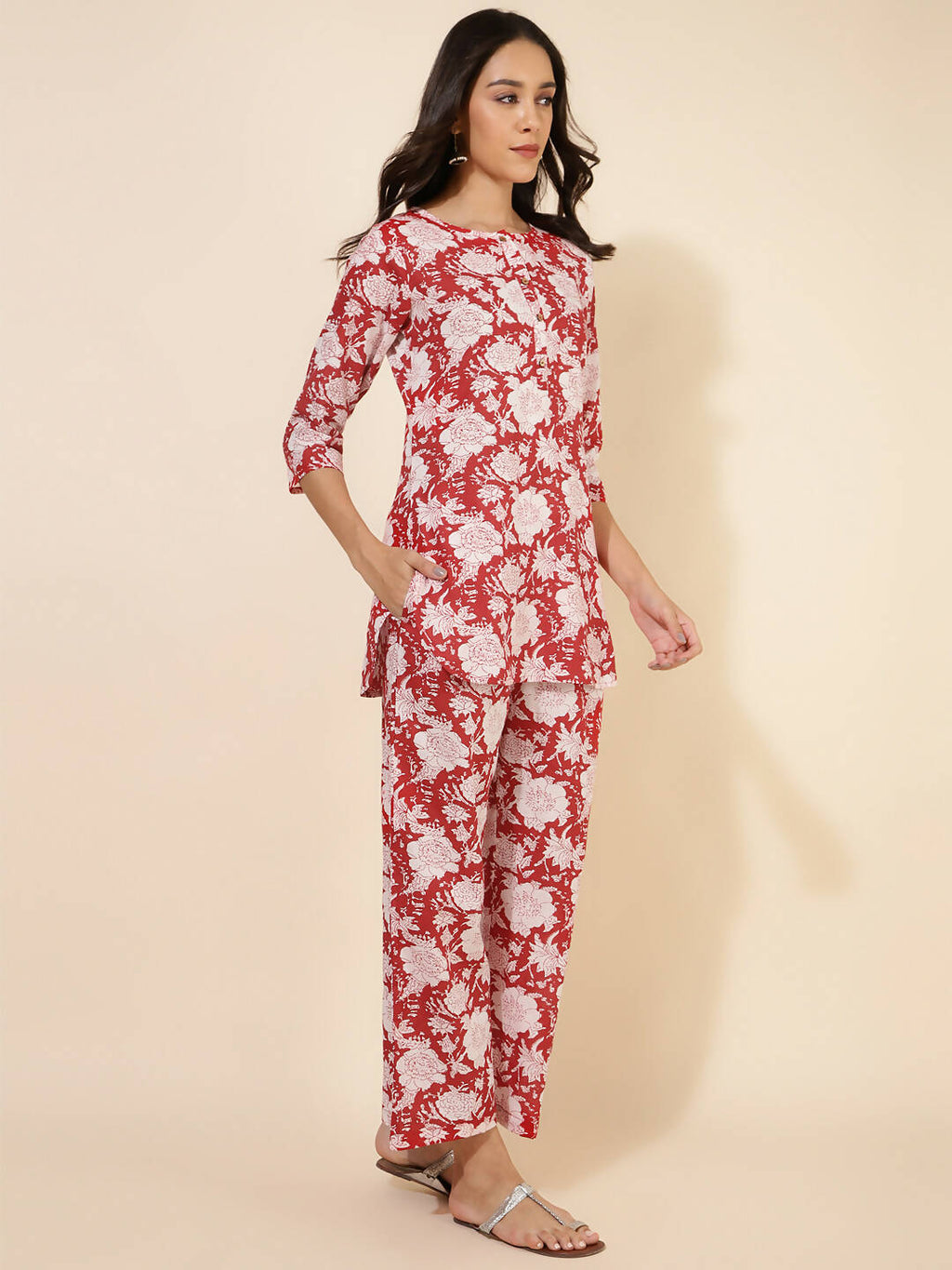 Janasya Women's Red Cotton Cambric Floral Printed Casual Straight Top Set