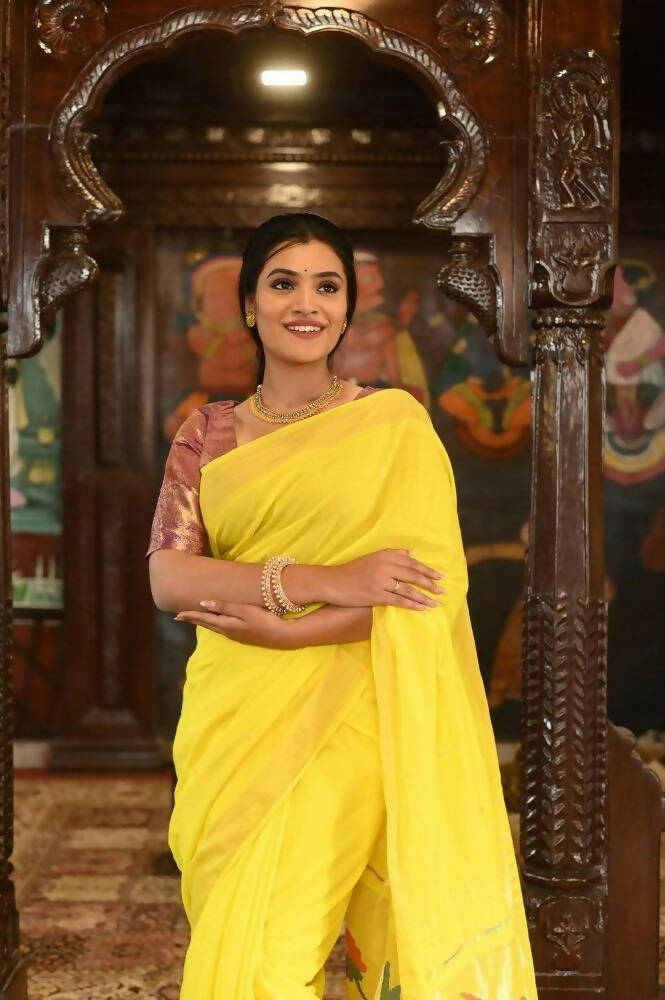 Very Much Indian Handloom Pure Cotton Paithani-Lime Yellow
