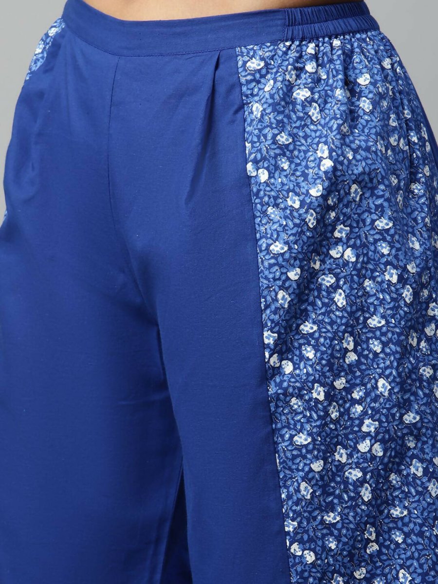 Ahalyaa Womens Royal Blue Pure Cotton Printed Kurtas