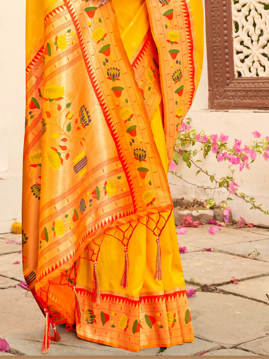Shree Shyam Fashion Silk Blend Yellow Saree