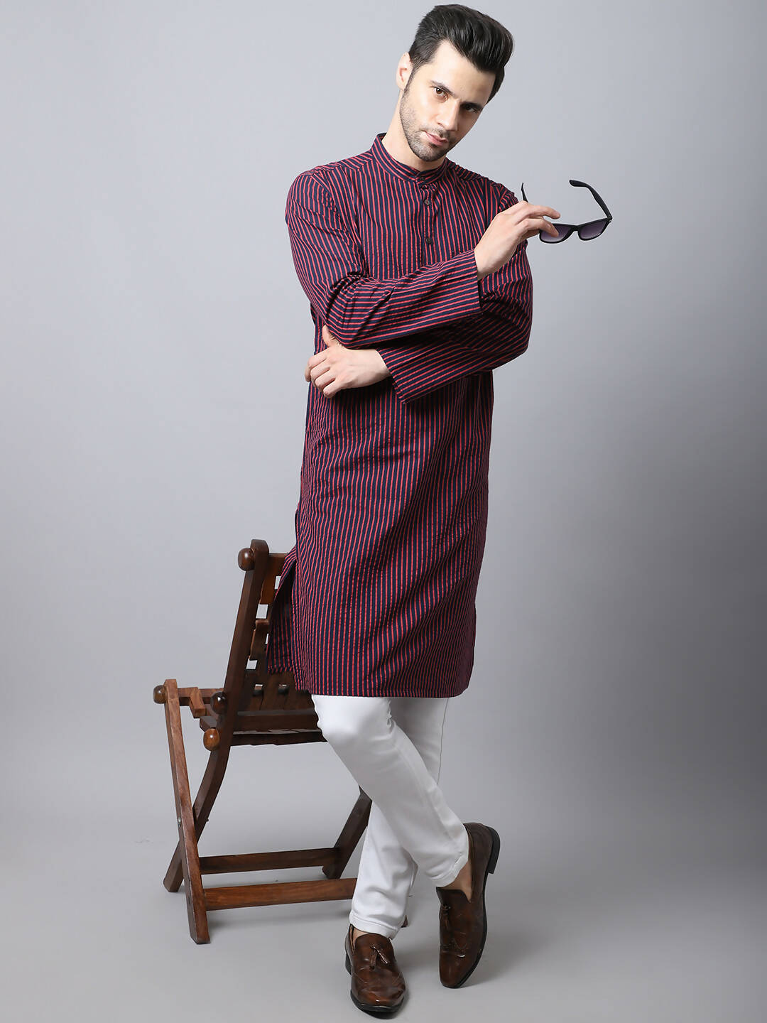Even Apparels Black Pure Cotton Men's Kurta With Band Collar (STR1173)