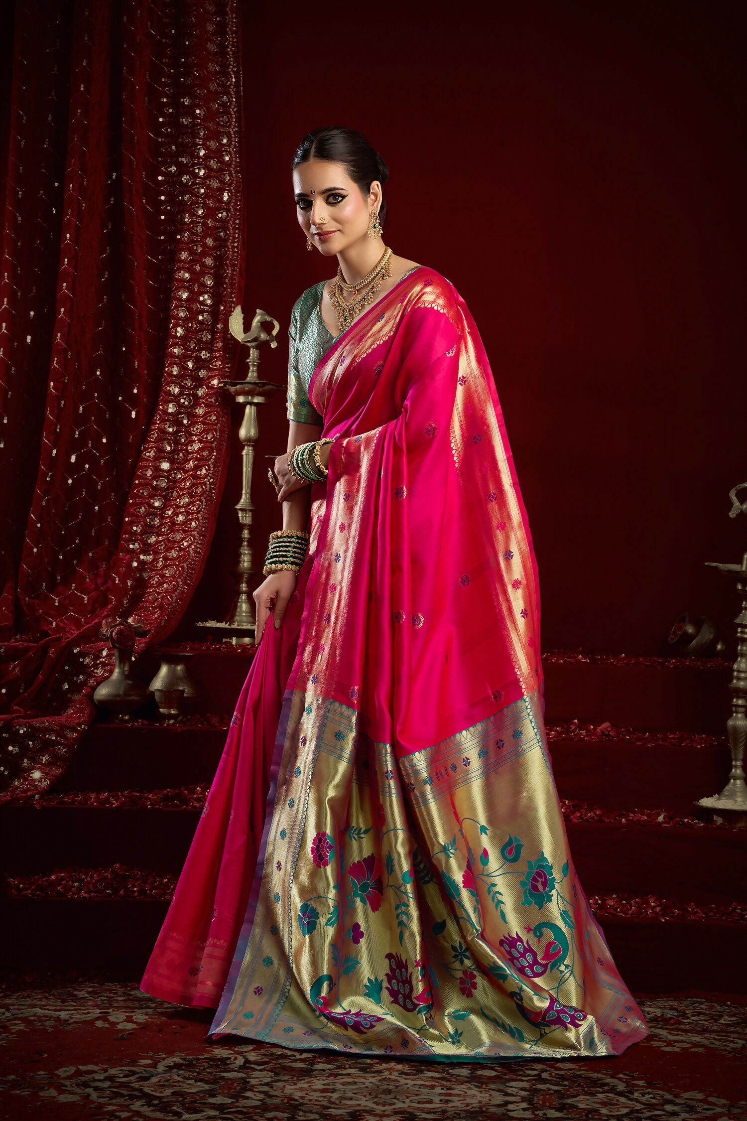 Joban Fashion Pink Paithani Silk Blend Butti Saree