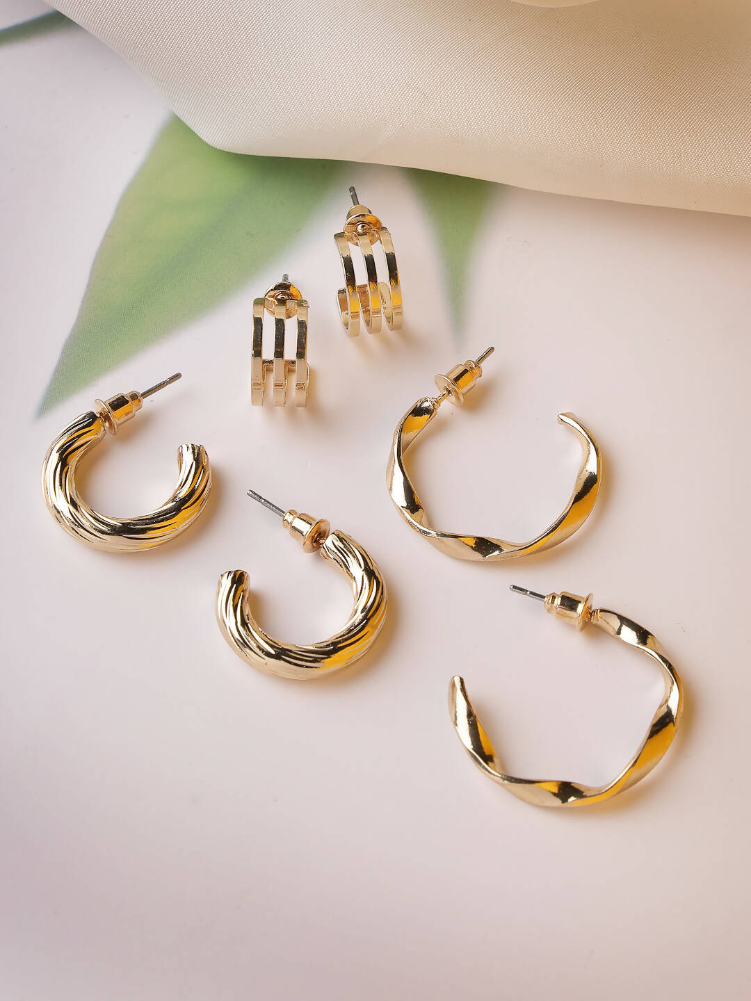 NVR Women's Set of 3 Gold-Polished Hoop Earrings