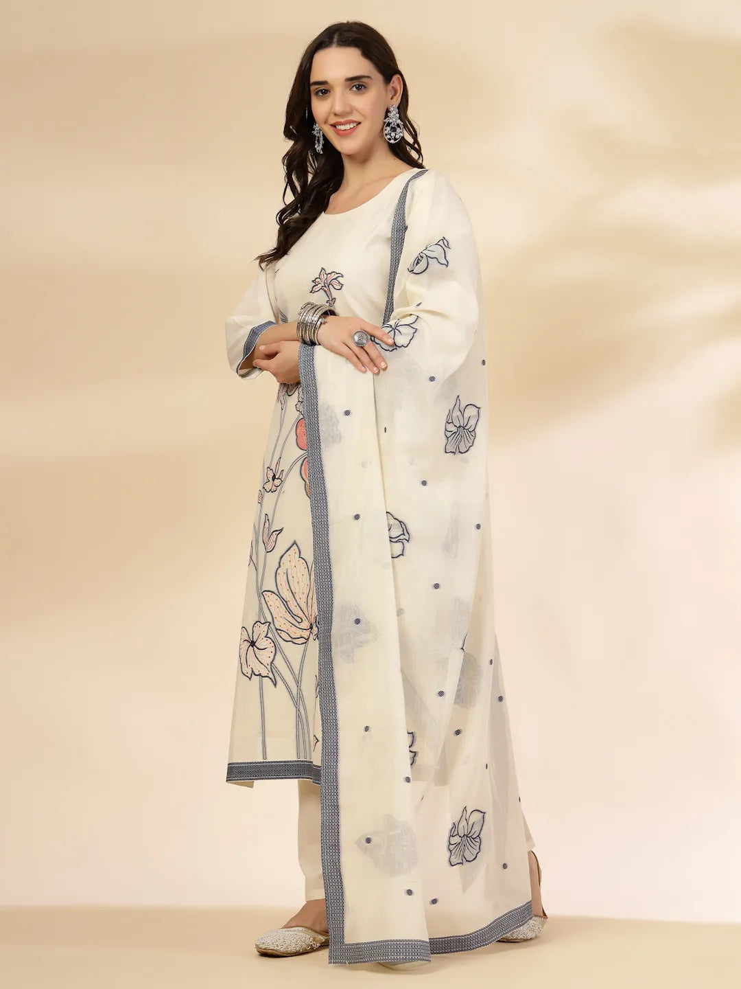 Yufta Off White Handloom Cotton Jacquard Kurta Set With Pant & Dupatta