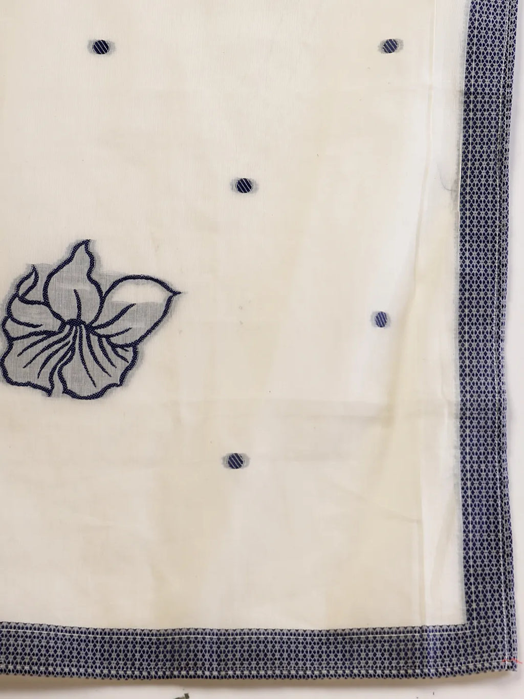 Yufta Off White Handloom Cotton Jacquard Kurta Set With Pant & Dupatta