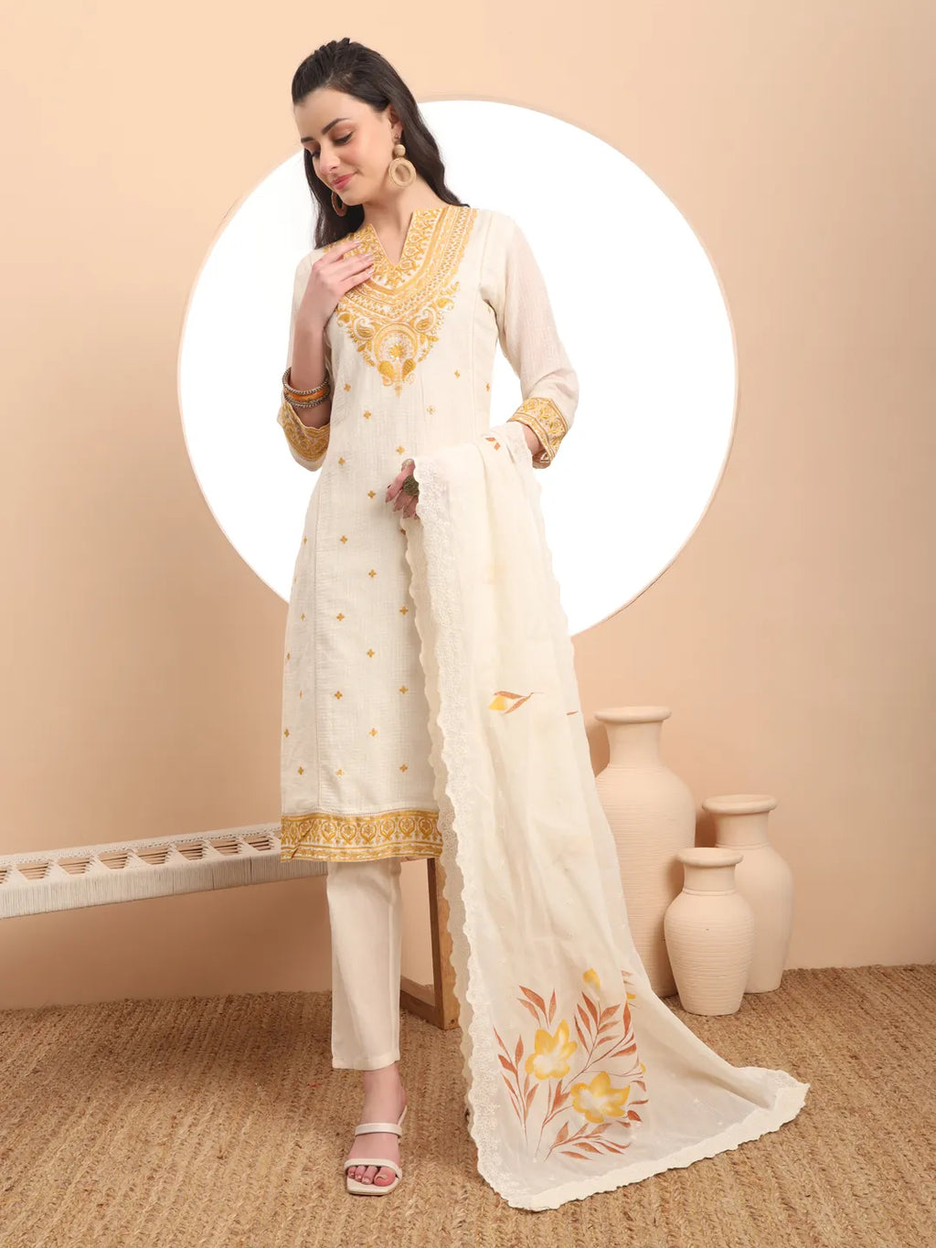 Yufta Off-White Pure Handloom Cotton Weaved Thread Work Kurta Dupatta Pant Set
