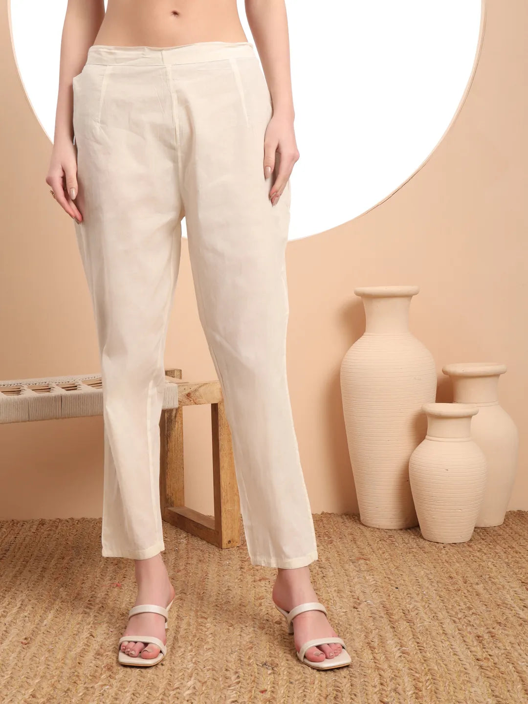 Yufta Off-White Pure Handloom Cotton Weaved Thread Work Kurta Dupatta Pant Set