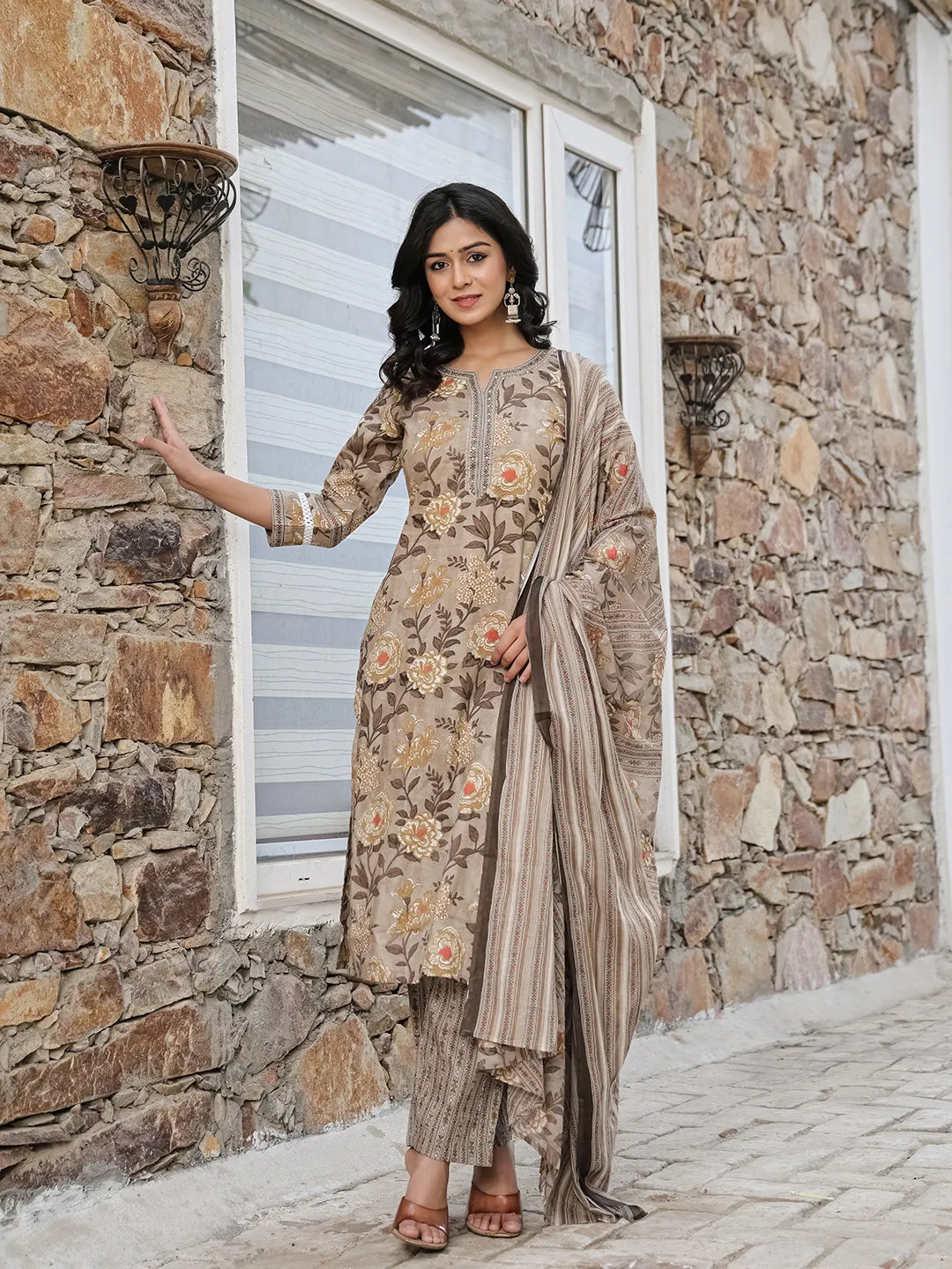 Yufta Olive Green Cotton Straight Kurta Set With Handwork