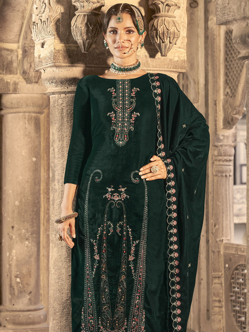Jyoti Fashion Women's Green Velvet Floral Resham Thread with Jari work Kurta with Trouser & Dupatta