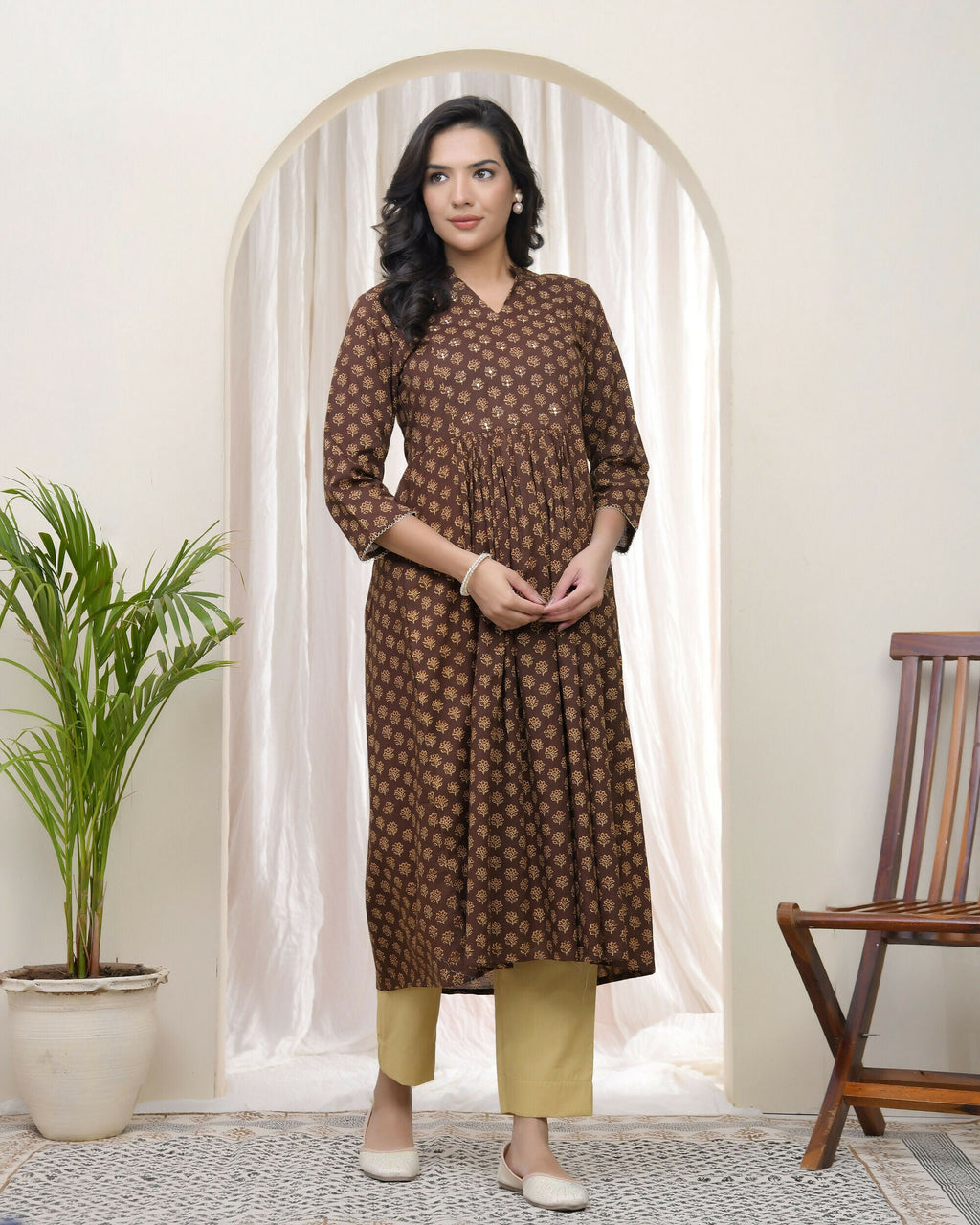 Vaasva Brown Boonta Cotton Printed Gathered Kurti With Pant