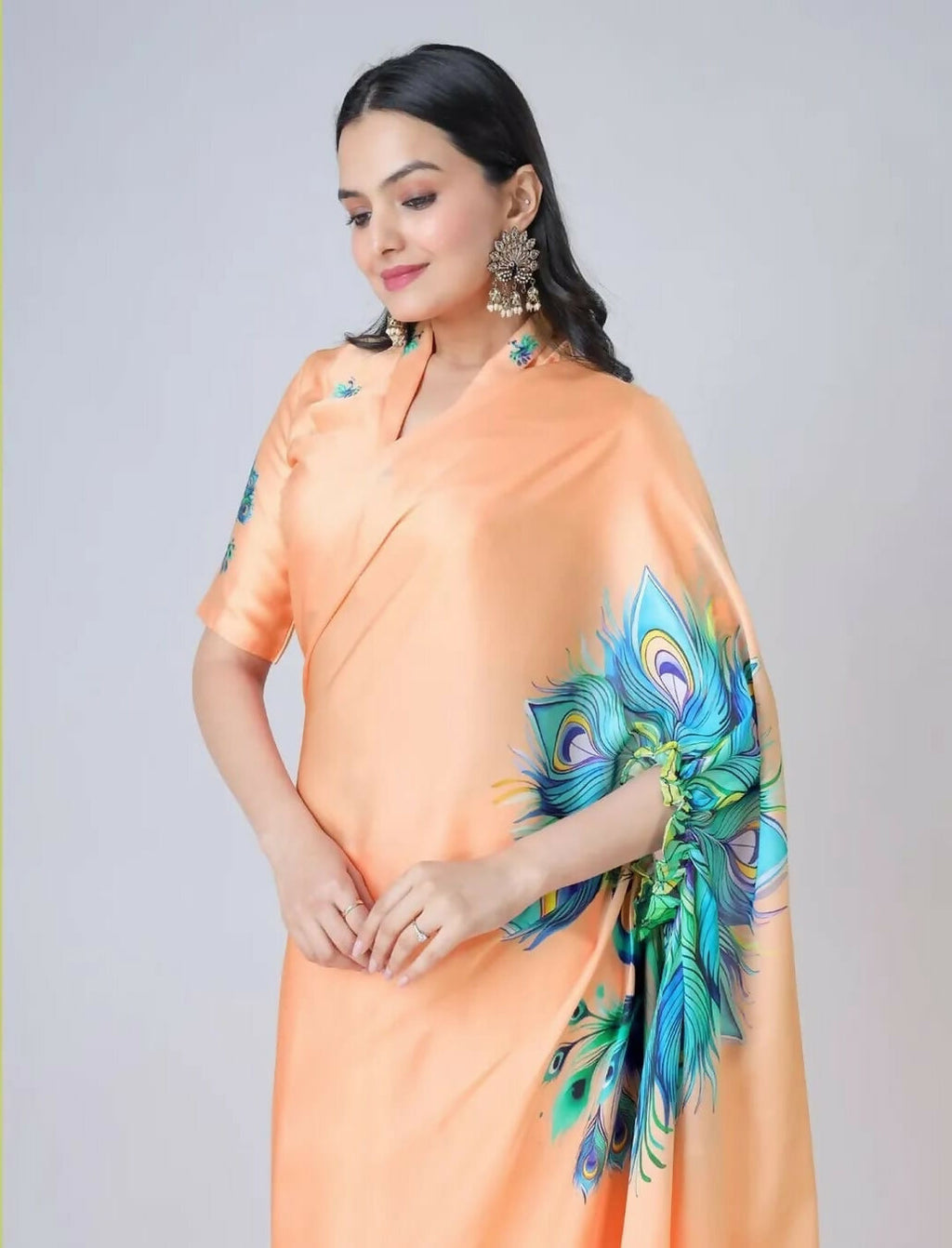Vastranavya Peach Peacock Print Free Hand Ready to Wear Saree