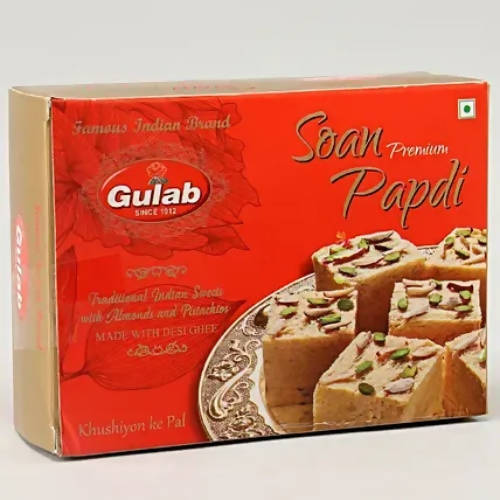 Om Rakhi with Dry Fruits & Soan Papdi