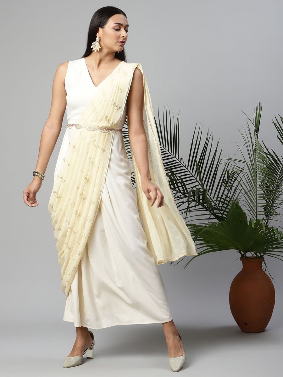 Ahalyaa Women Off White Crepe Georgette Saree Dress With Printed Pallu