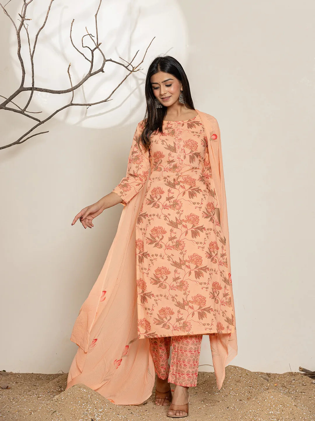 Yufta Peach Cotton Floral Print Kurta Dupatta Set