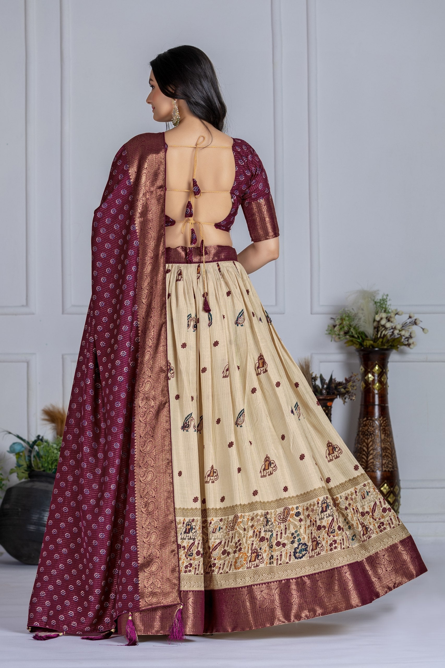 DEIANA'S Jacquard With Jari Print Weaving Lehenga Choli - Off White