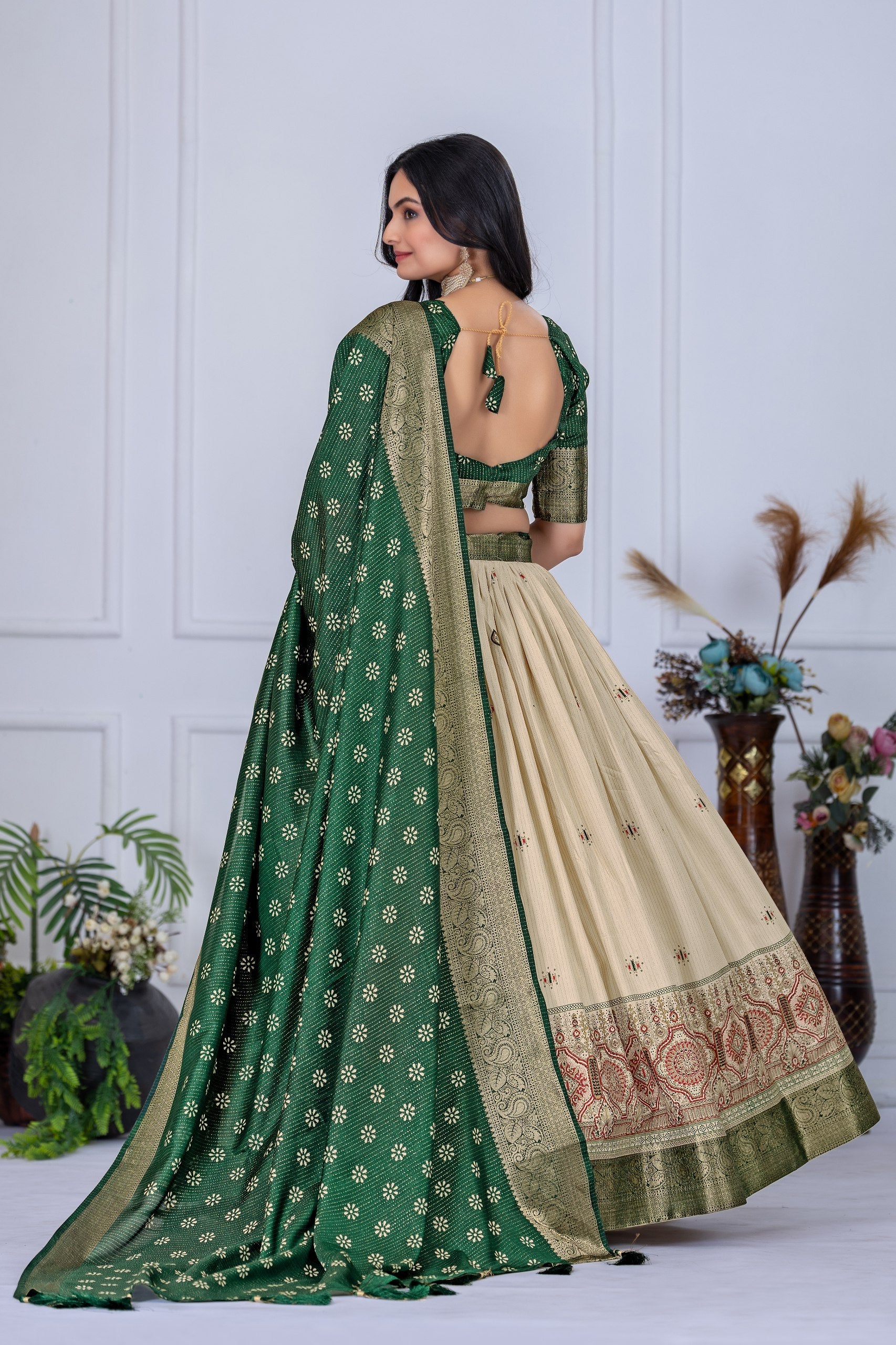 DEIANA'S Jacquard With Jari Lining With Print Lehenga Choli - Off White