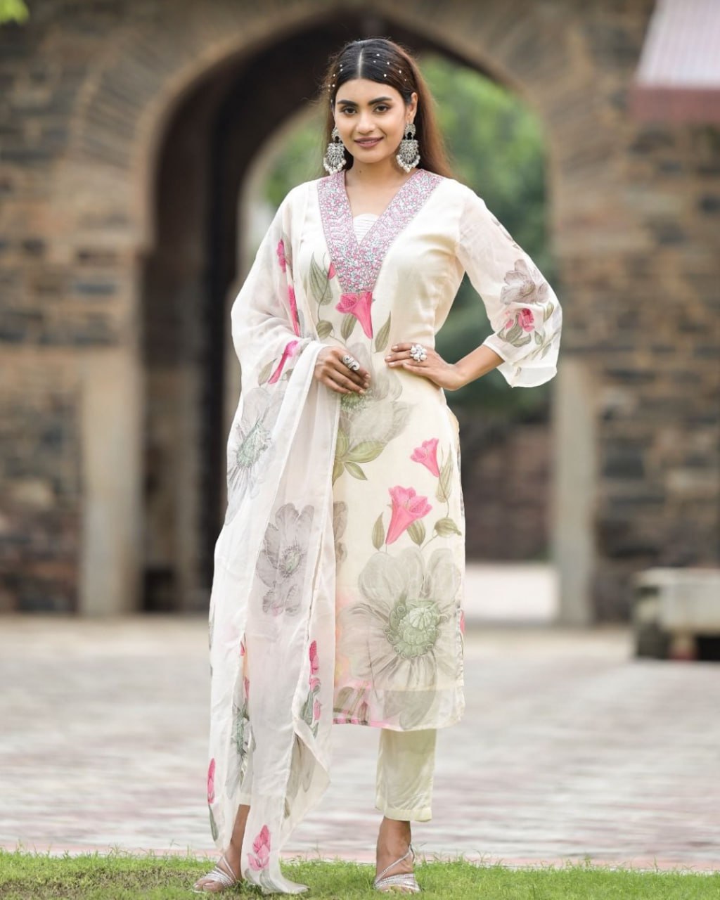 Lorenvalley Black Georgette Printed with Embroidery Work Kurta Set