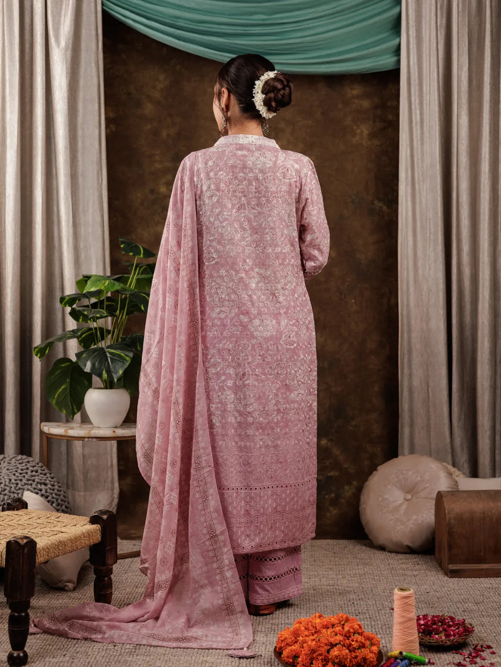 Yufta Pink Cotton Schiffli Kurta Dupatta Set With Lace Detailing
