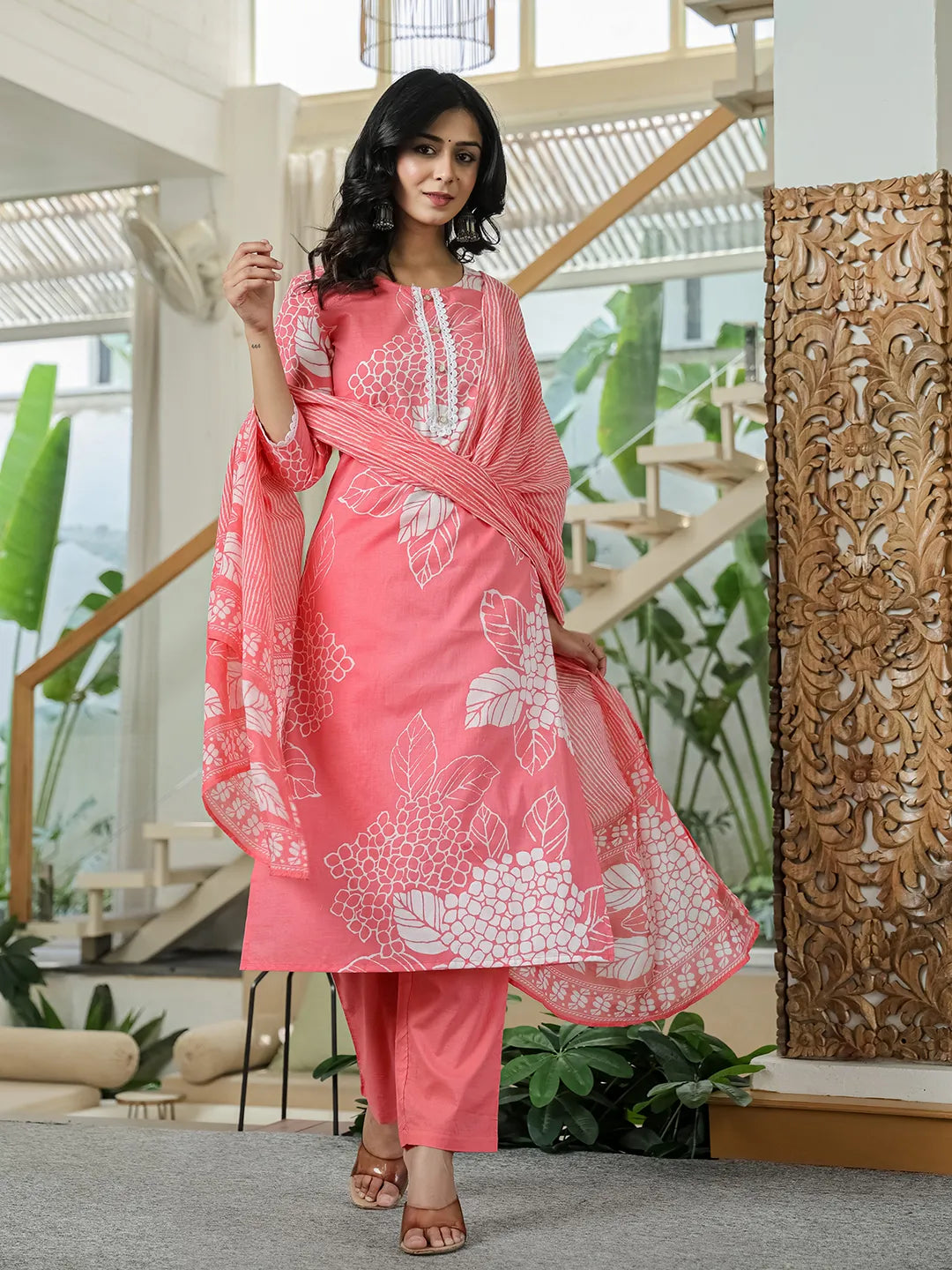 Yufta Pink Cotton Straight Lace Wor Kurta Dupatta Set