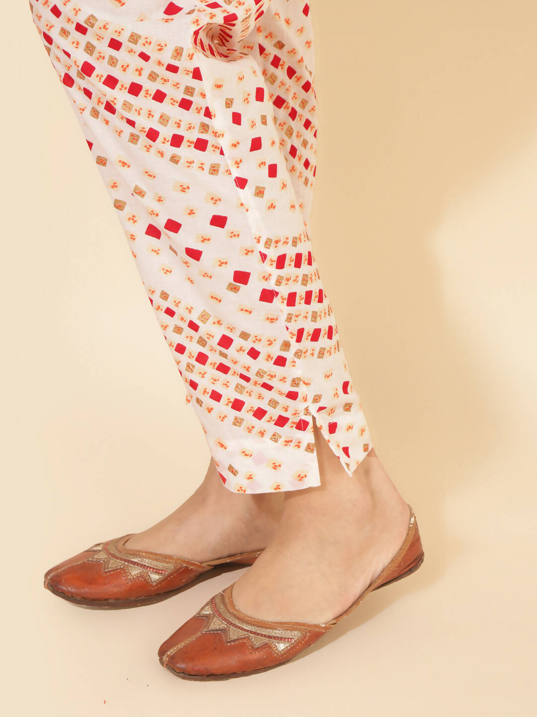 Janasya Women's White Cotton Geometric Printed Casual A-line Co-ords
