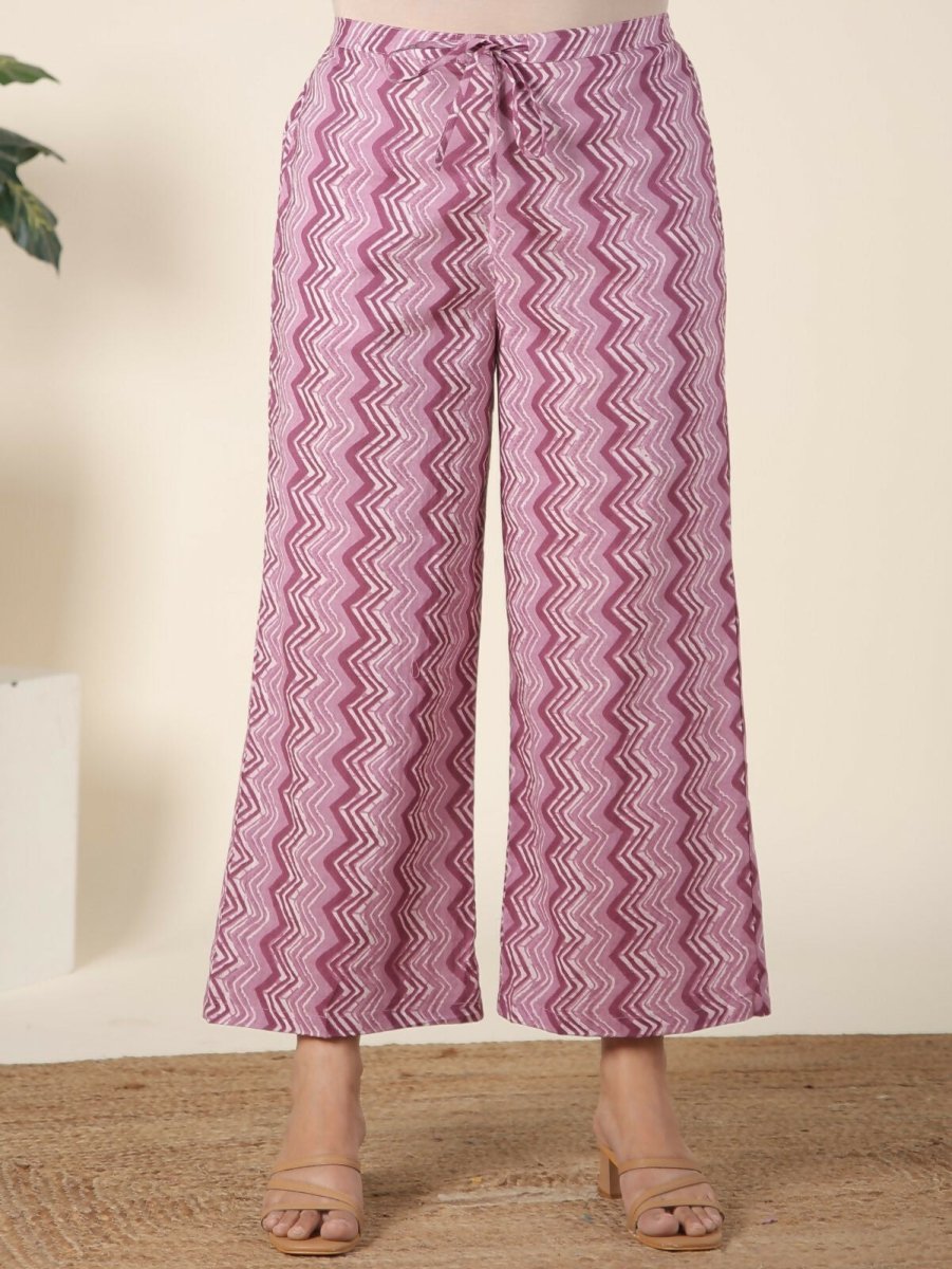 Aramya Pink Soft Cotton Floral Print Straight Kurta Set for Women