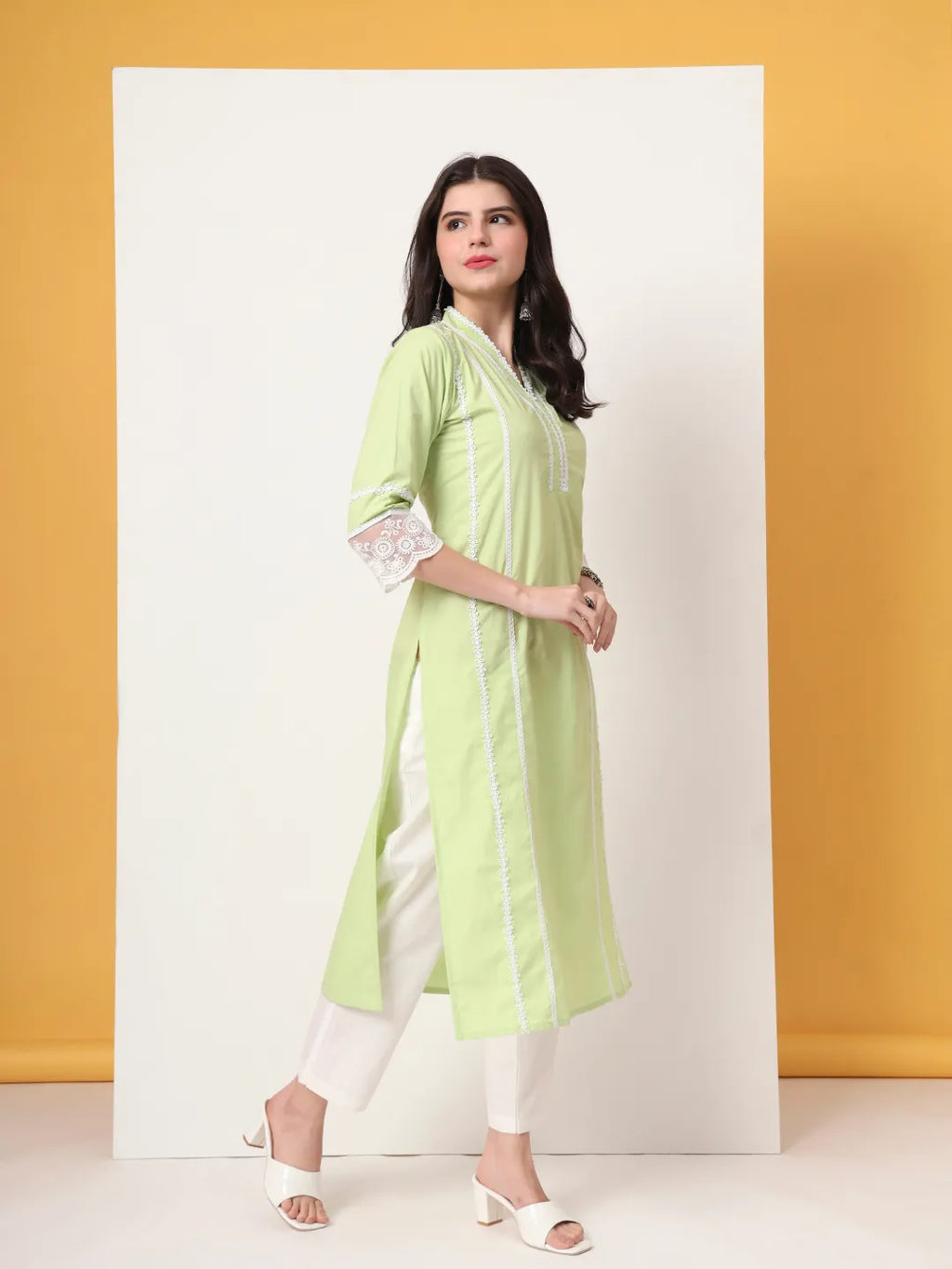 Yufta Premium Cotton Poplin Green Kurta Dupatta Pant Set