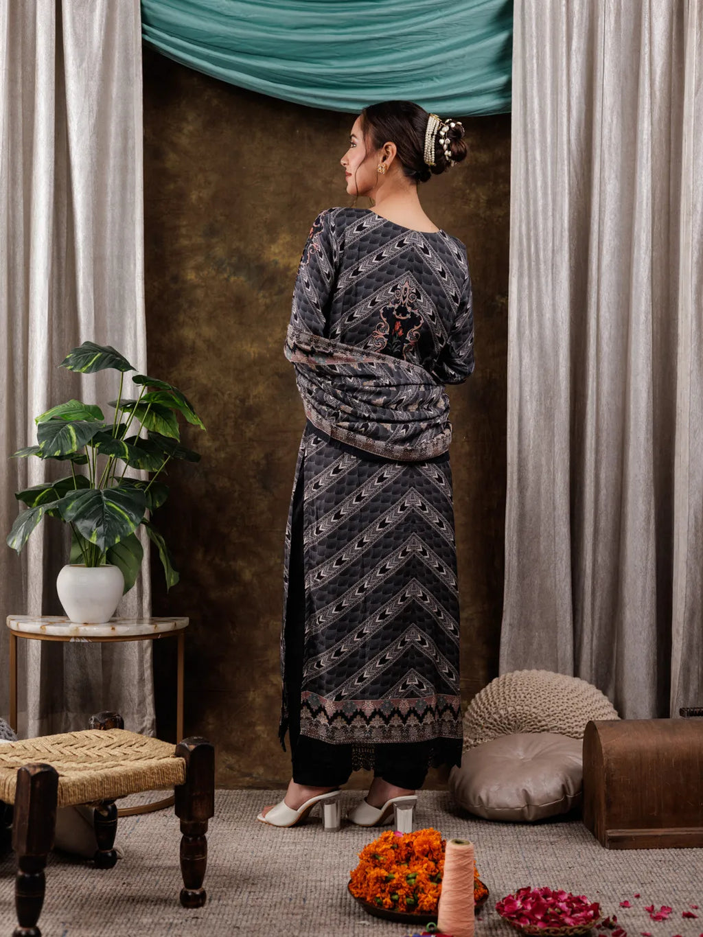 Yufta Pure Muslin Silk Black Ethnic Motifs Kurta Dupatta Set