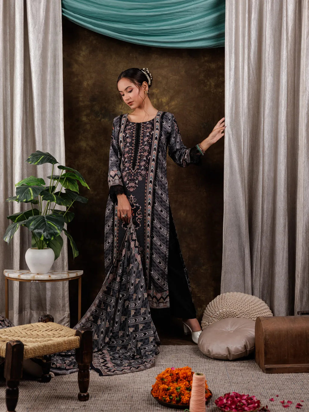 Yufta Pure Muslin Silk Black Ethnic Motifs Kurta Dupatta Set
