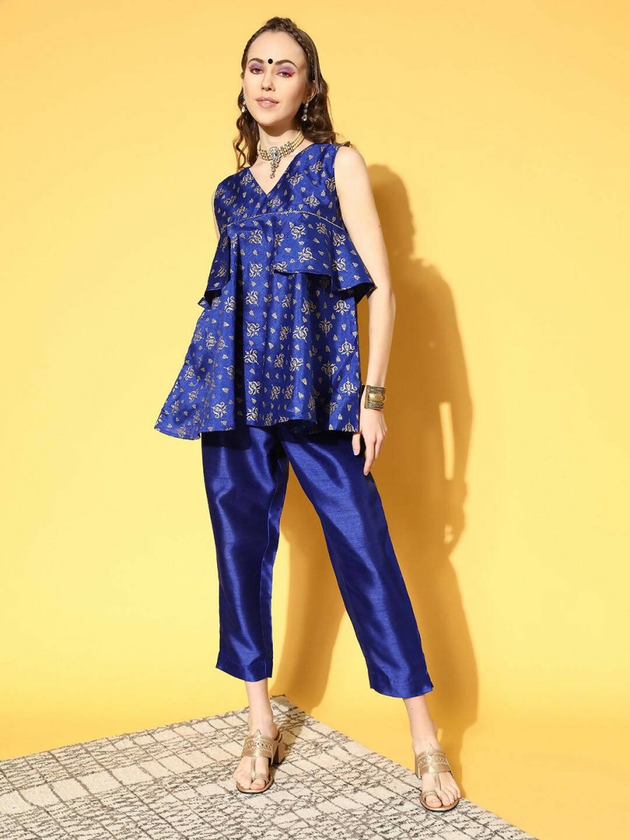 Ahalyaa Poly Silk Swirling Volume Kurta Set