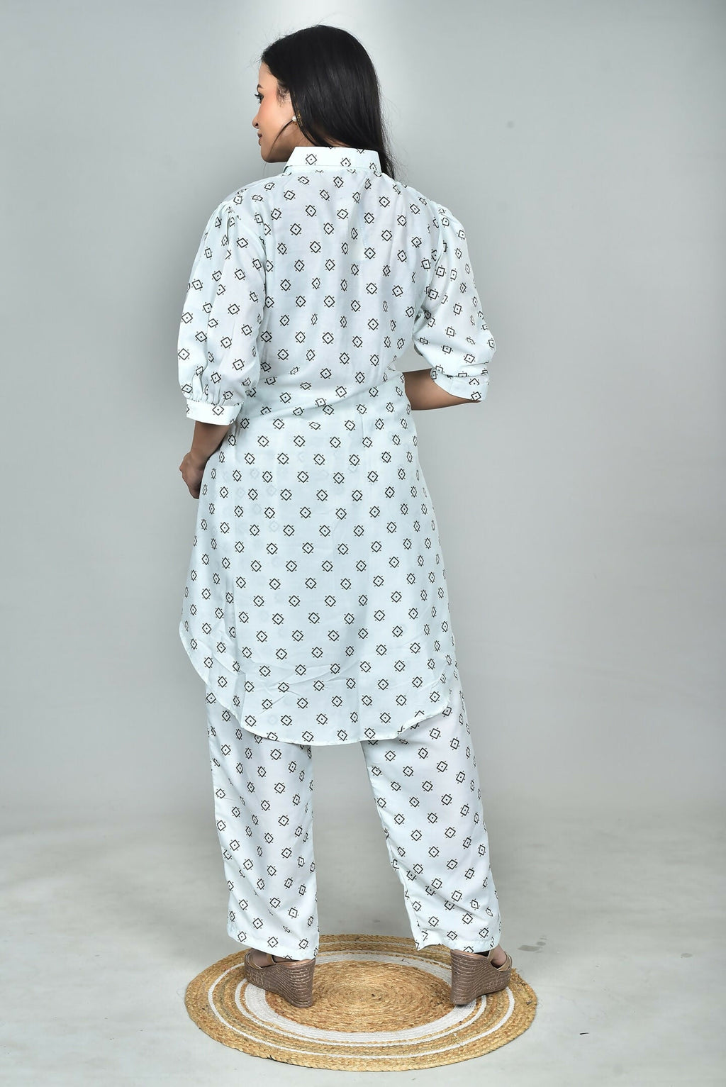 Morchari Digital Print Semi Muslin Co-Ord Set Top & Trouser-Multicolor