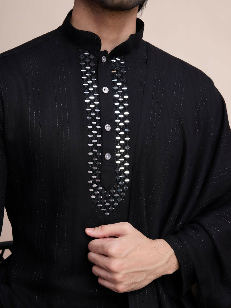 Vastranavya Traditional Festival Wear Viscose Thread & Sequence Embroidered Work Kurta Pant Set - Black