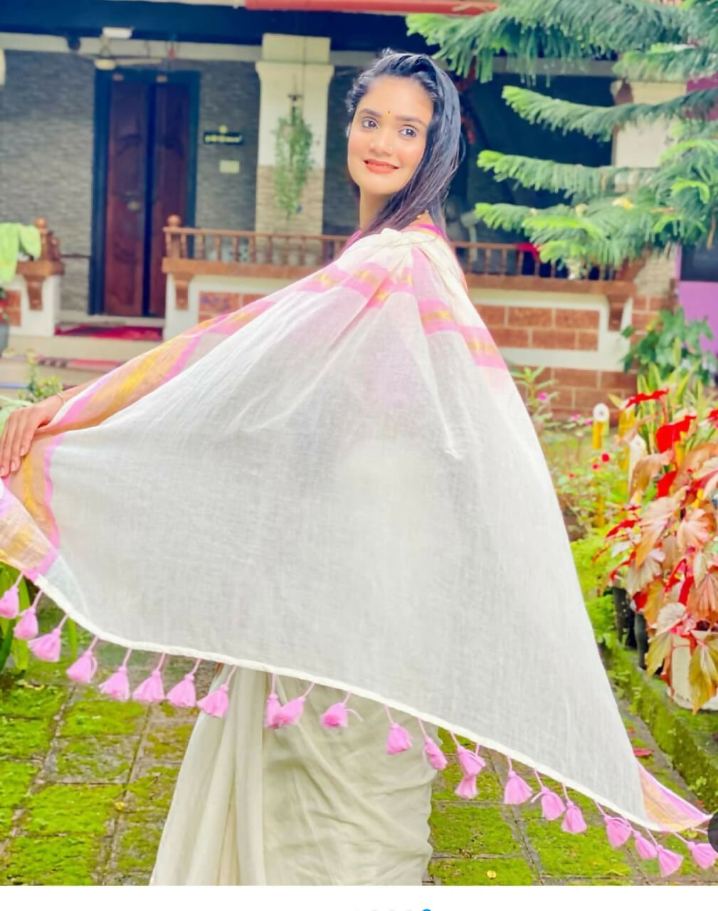 Exclusive Collection Beautiful White Pink Pure Cotton Hand Weaving Handloom Saree With Running Blouse Piece