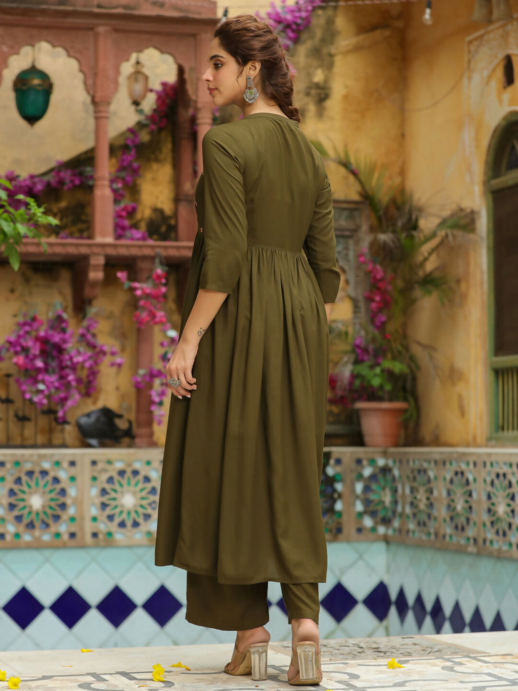 Janasya Olive Rayon Embroidered Kurta & Bottom