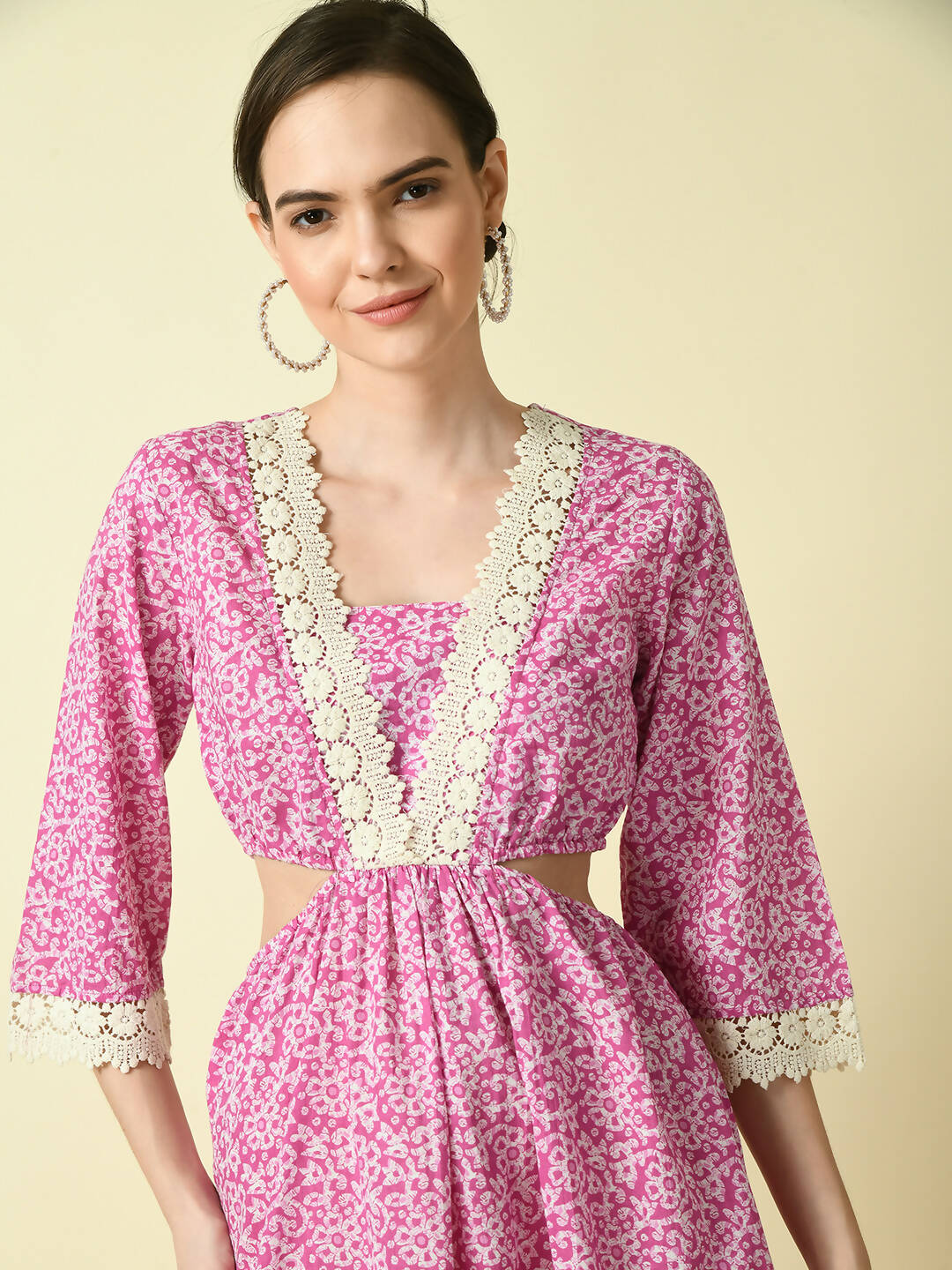 Myshka Women's Pink Floral Printed Fit and Flare Dress