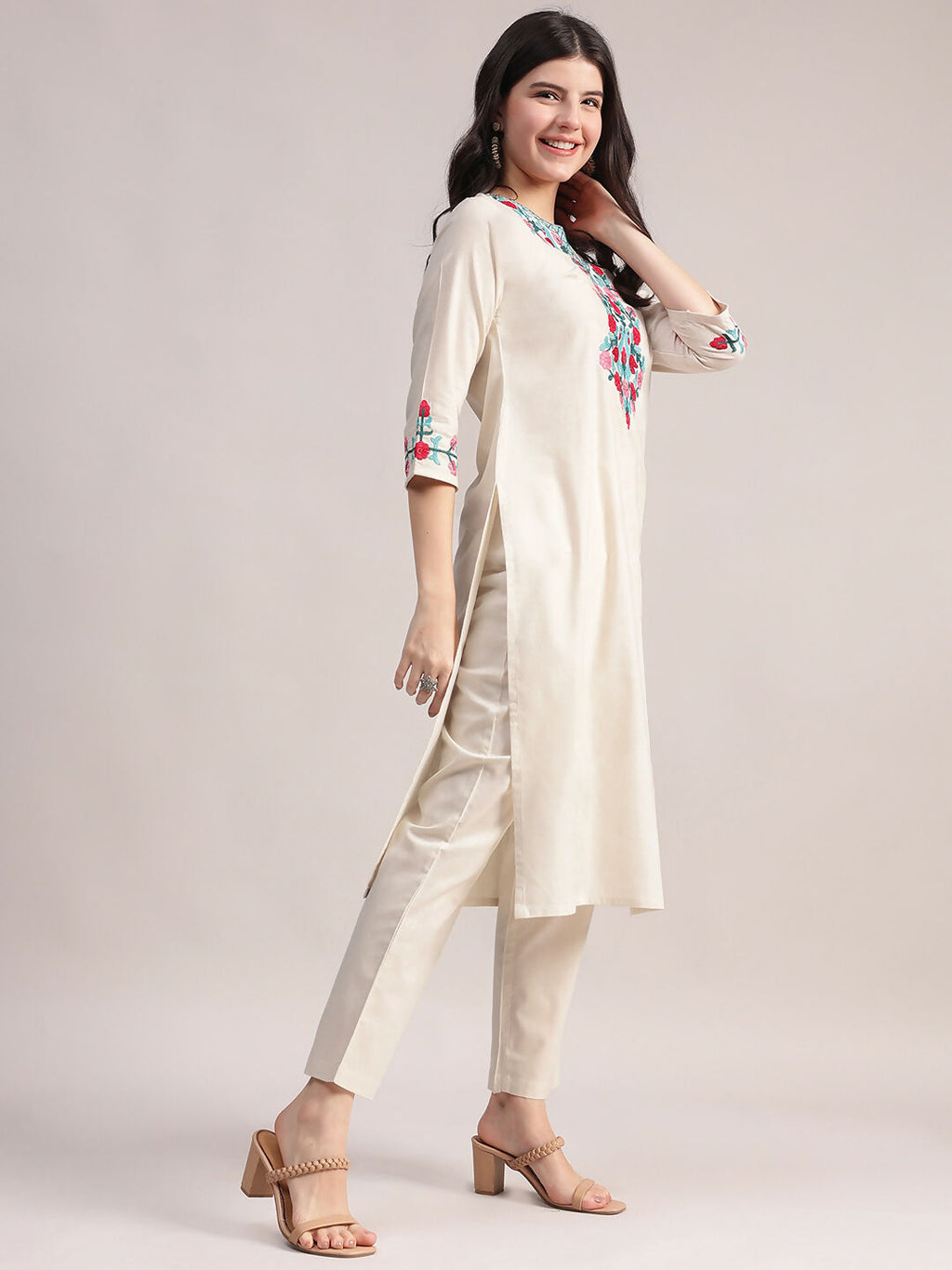 Aavyora Women's Off-White Embroidered Cotton Flex Co-Ord Set