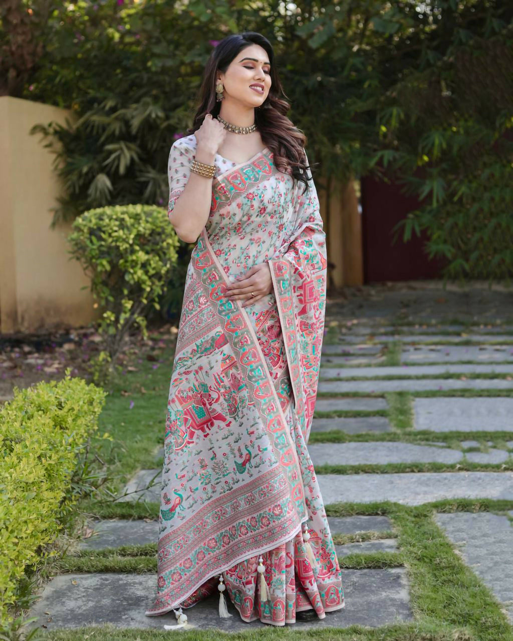 Vastranavya Luxury and Beautiful Soft, Smooth, Flowing Original Pashmina Soft Cotton Saree with Matching Blouse Fabric - Off White