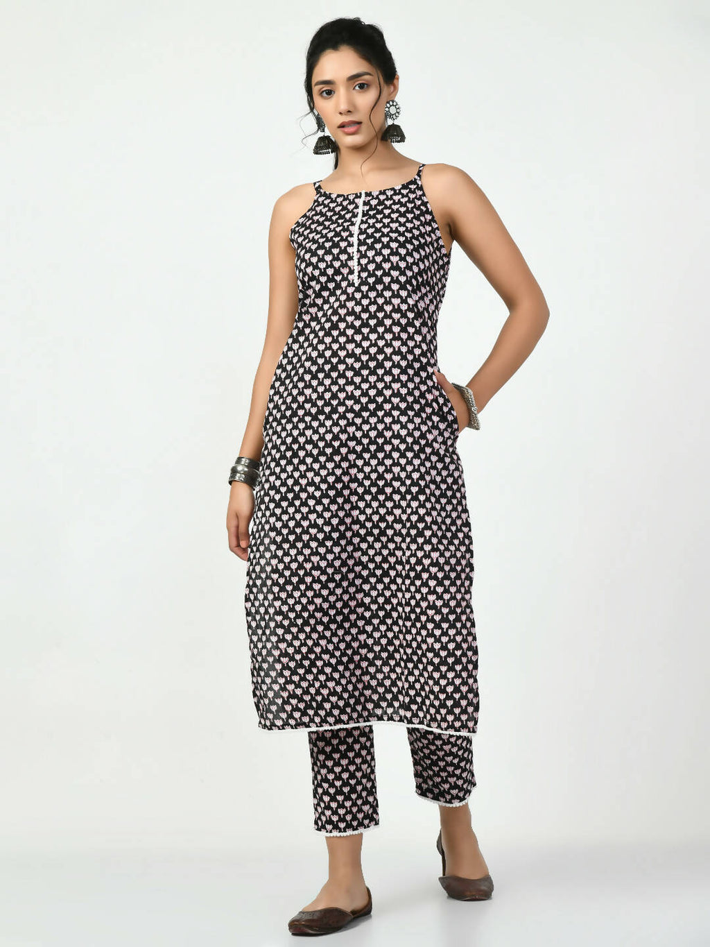 Myshka Women's Black Straight Printed Kurta