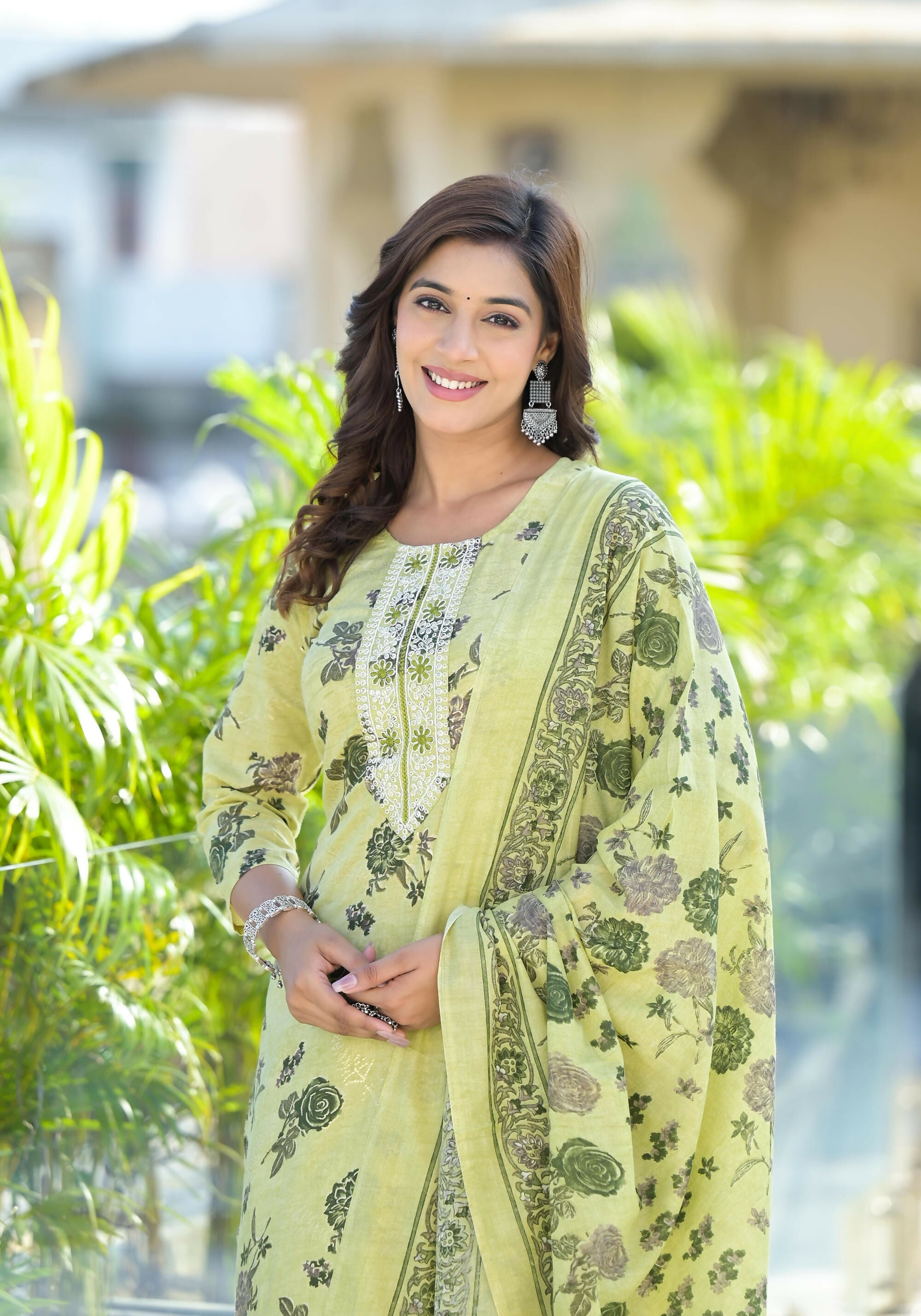 Juniper Women's Lime Green Floral Printed Cotton Kurta Set With Thread Work