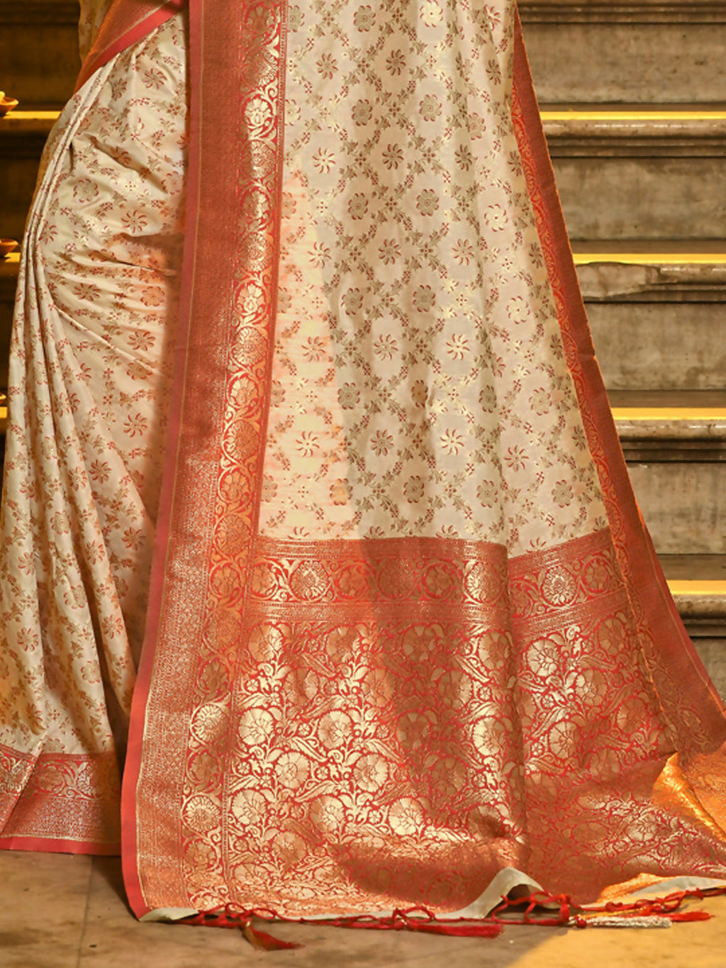 Shree Shyam Fashion Rajvastra Red Banarasi Silk Saree