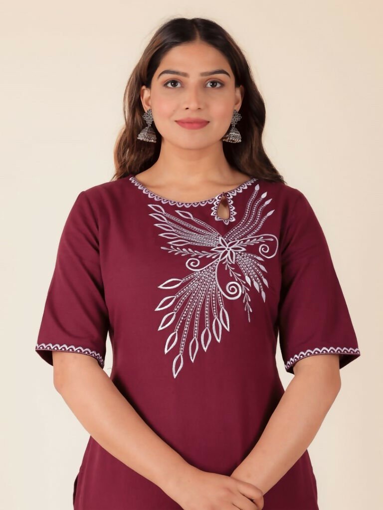 Aramya Maroon Linen Cotton Solid Straight Kurta for Women