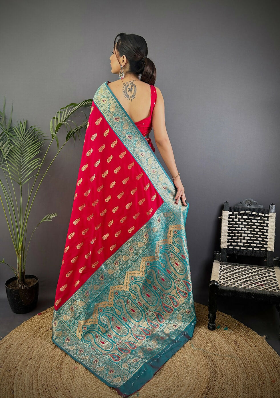 Joban Fashion Banarasi Red Woven Butti Soft Silk Saree