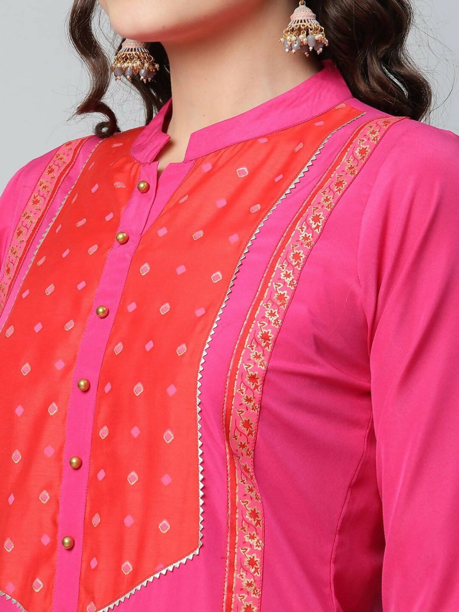 Ahalyaa Womens Pink Crepe Printed Kurta Pant Set