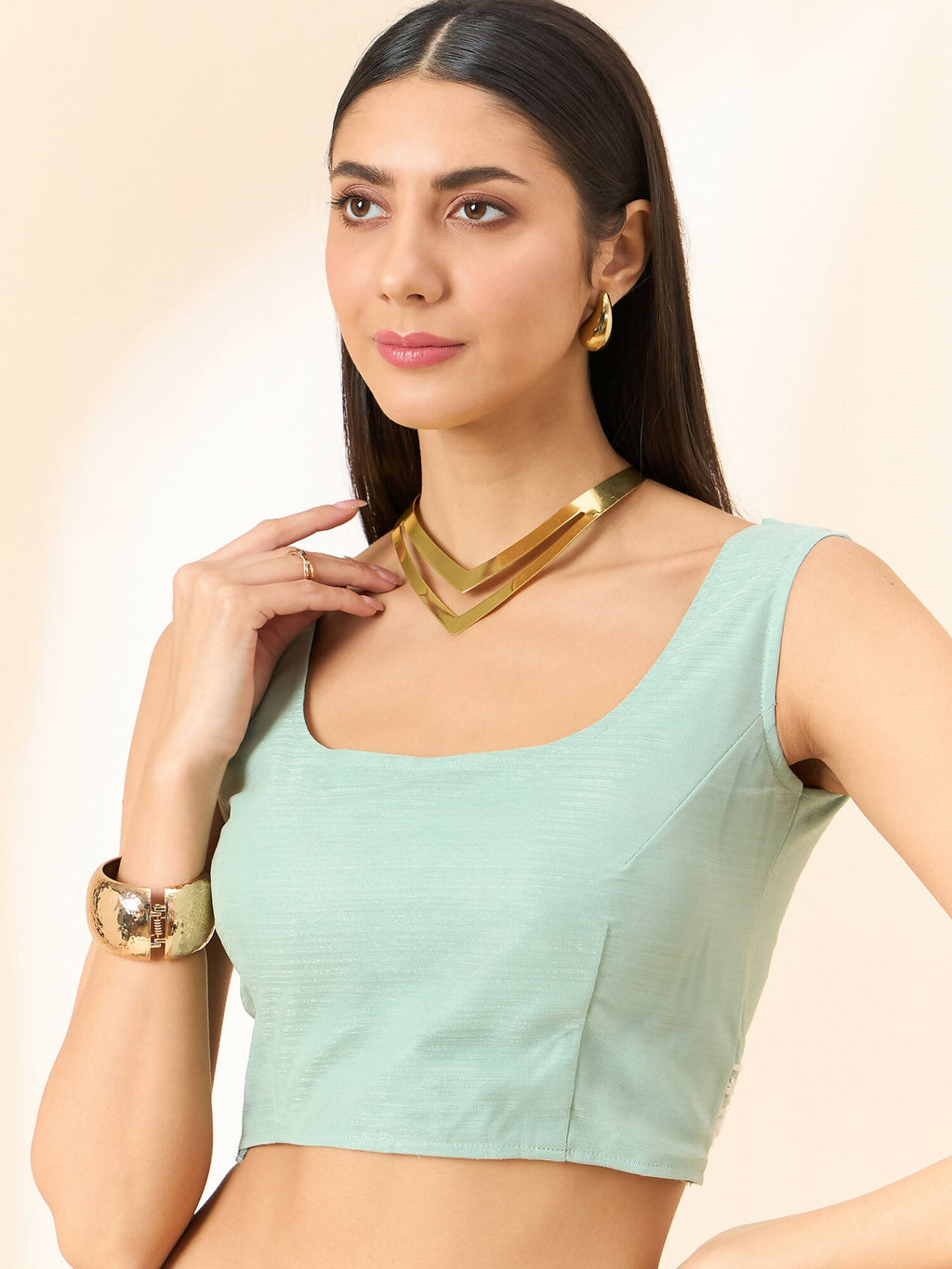 Green Organza Geometric Embroidered Saree with Unstitched Blouse Piece - Roozal