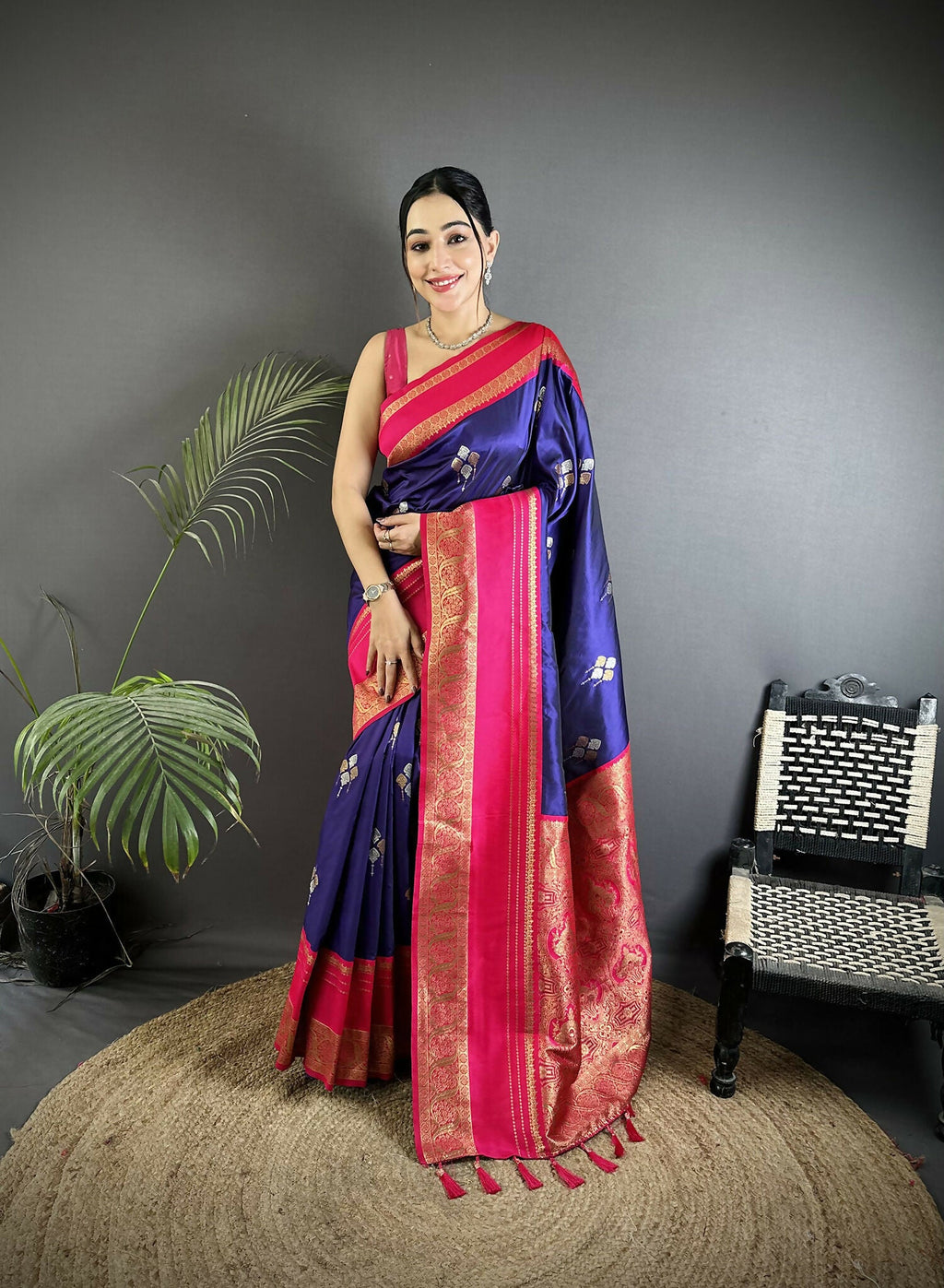 Joban Fashion Violet Banarasi Soft Silk Woven Saree