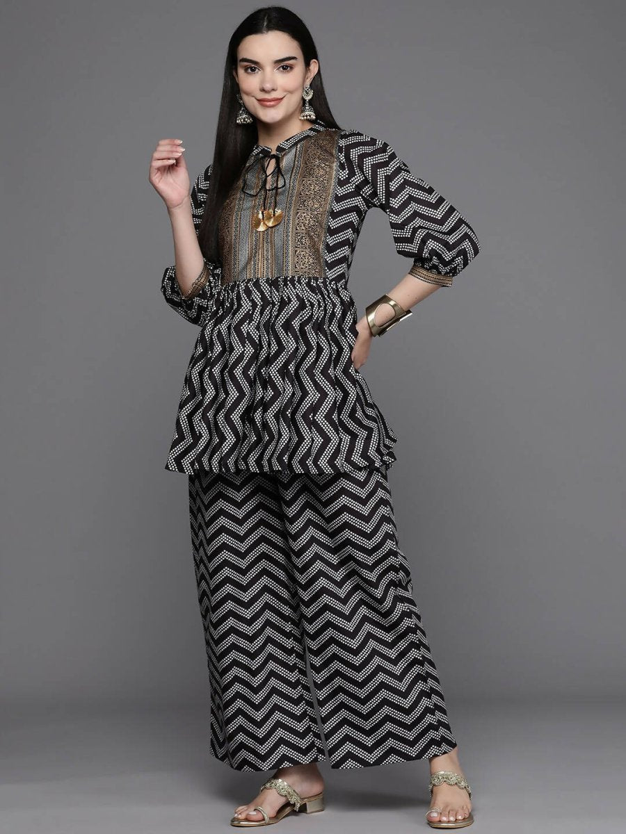 Ahalyaa Women Printed Ethnic Co-Ords - Black Color