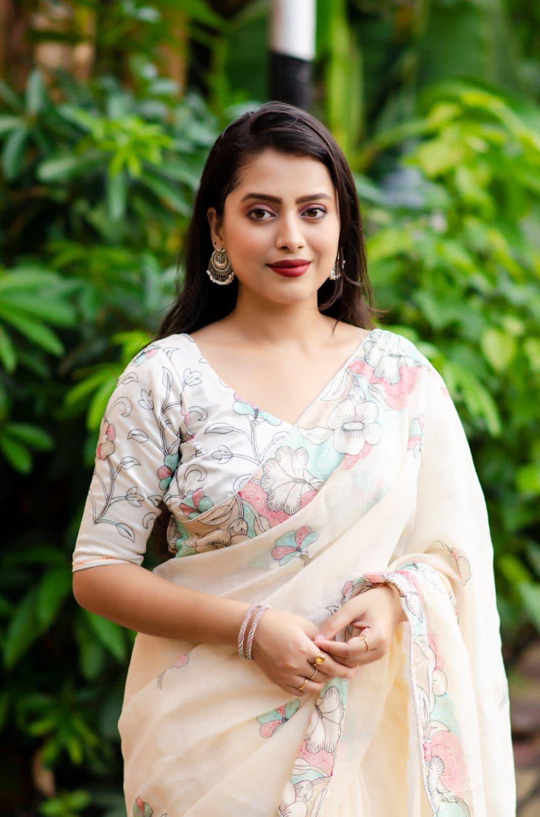 Offwhite Pure Linen Ethnic Motifs Saree with Unstitched Blouse - Hiral Fashion